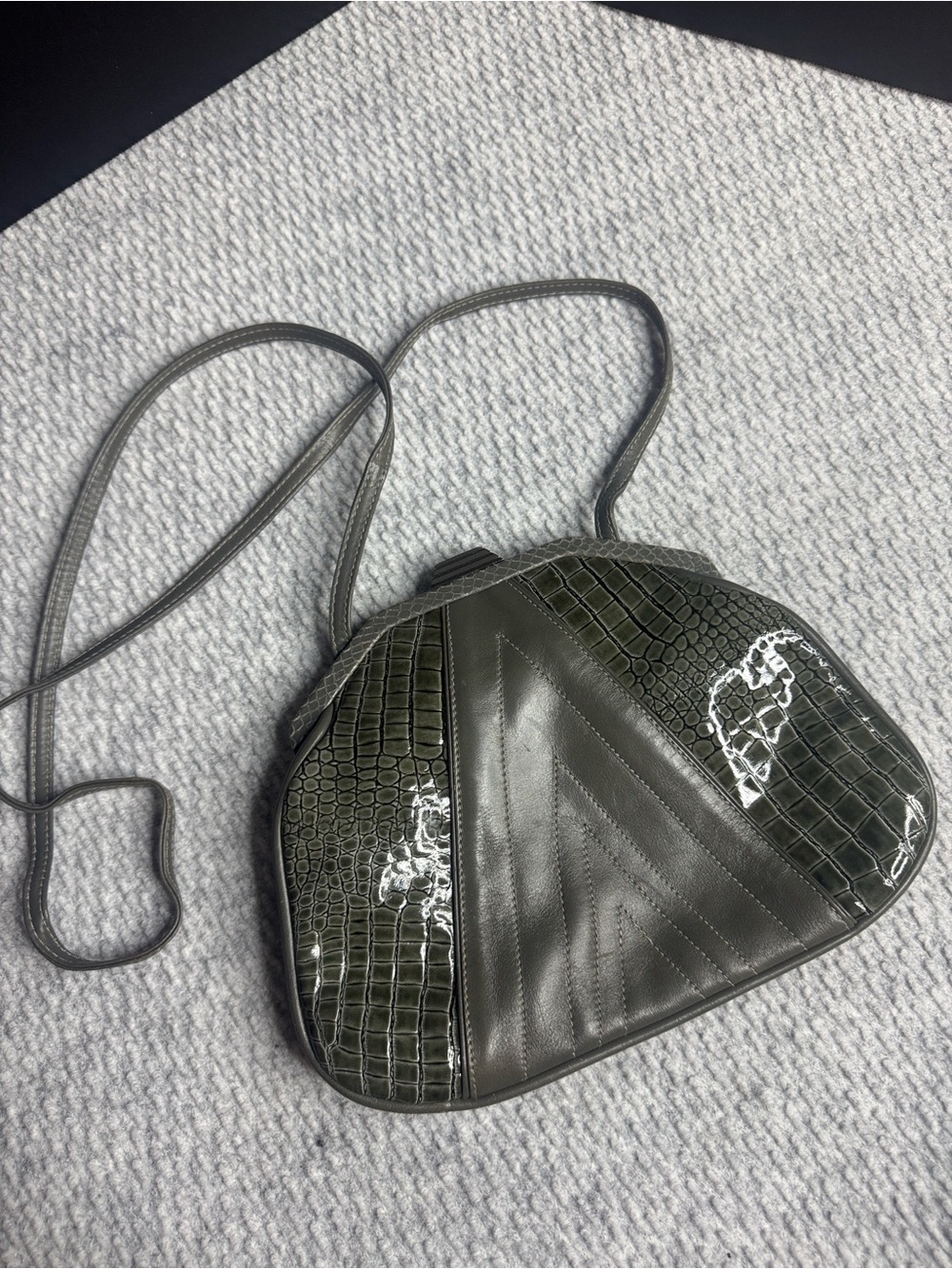 Vintage Saks Fifth Ave Shoulder Bag / Clutch